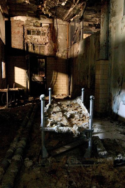 Detritus - Photo of the Abandoned Philadelphia State Hospital (Byberry)