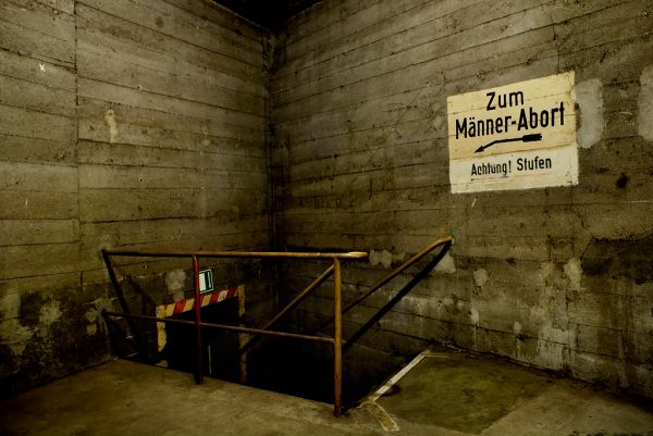 Berliner Bunkerwelten: the Bunker Underworld Beneath the City in Berlin ...